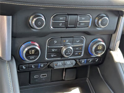 2024 GMC Yukon SLT