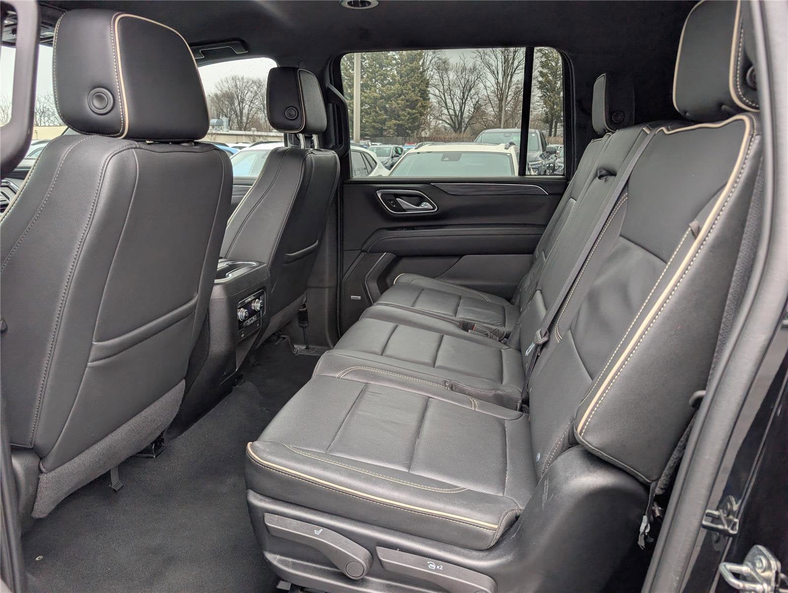 2024 GMC Yukon XL SLT