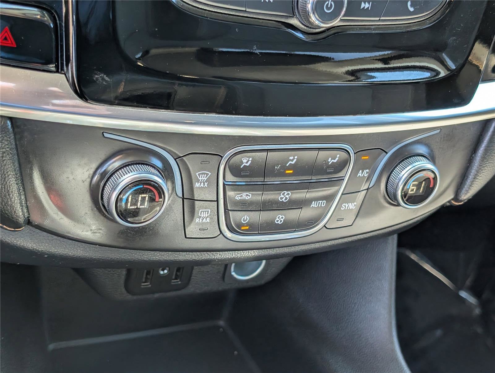 2018 Chevrolet Traverse LS