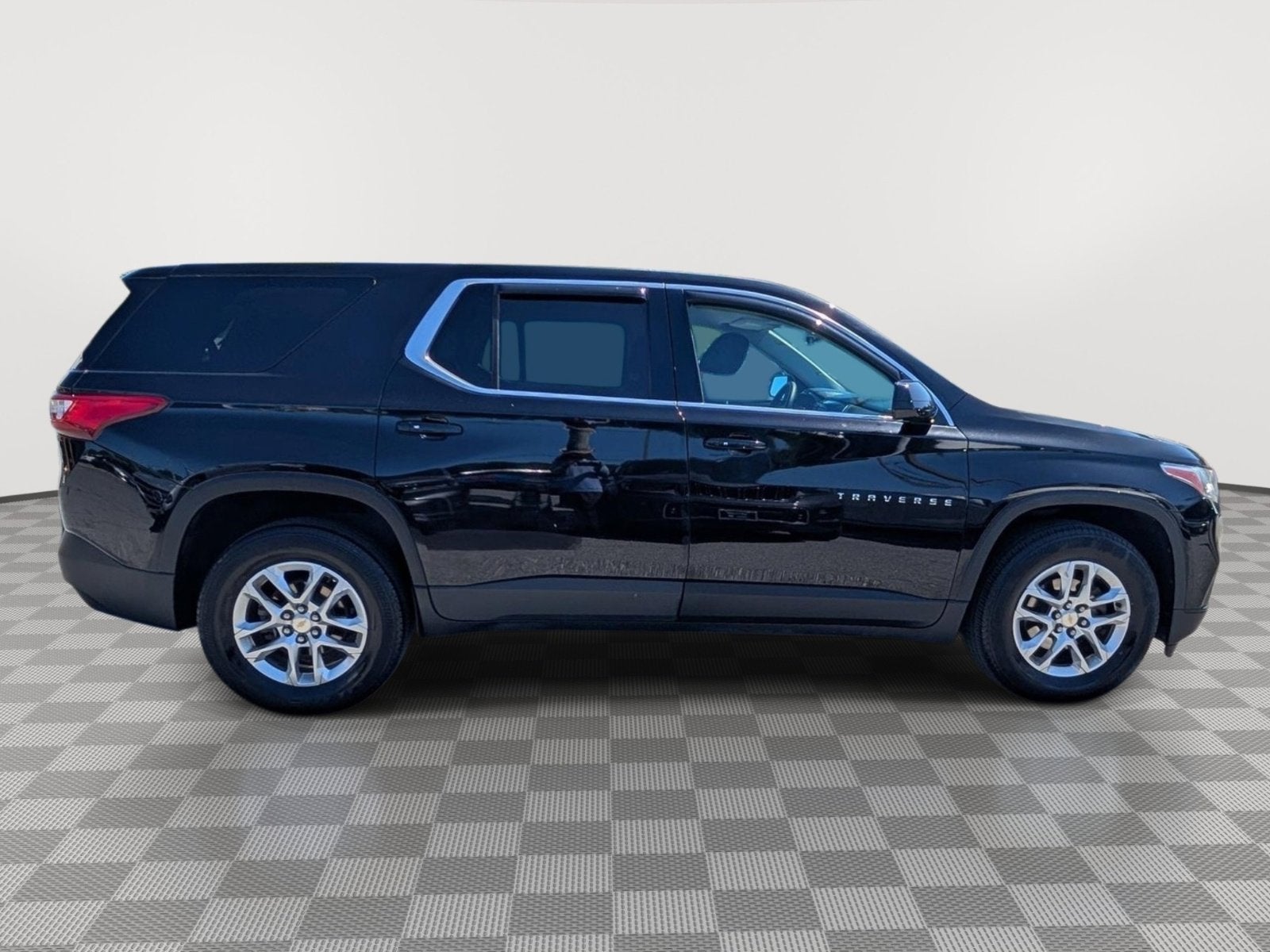 2018 Chevrolet Traverse LS