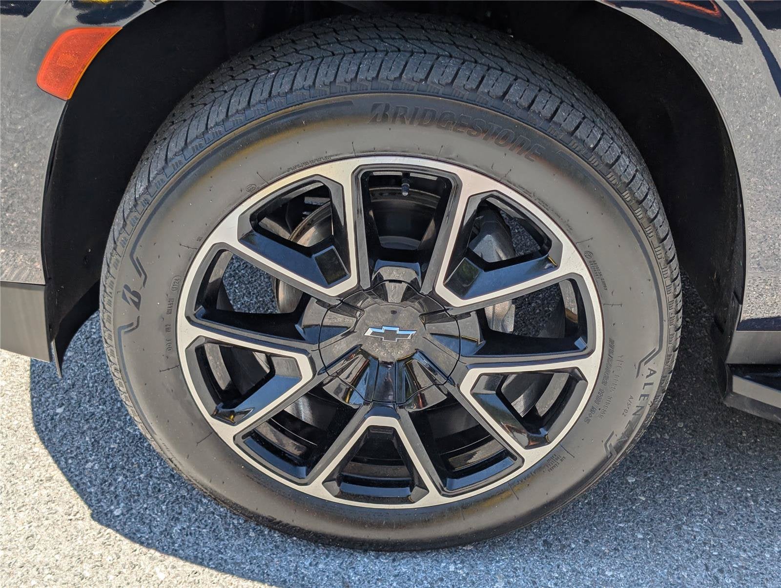2024 Chevrolet Suburban RST
