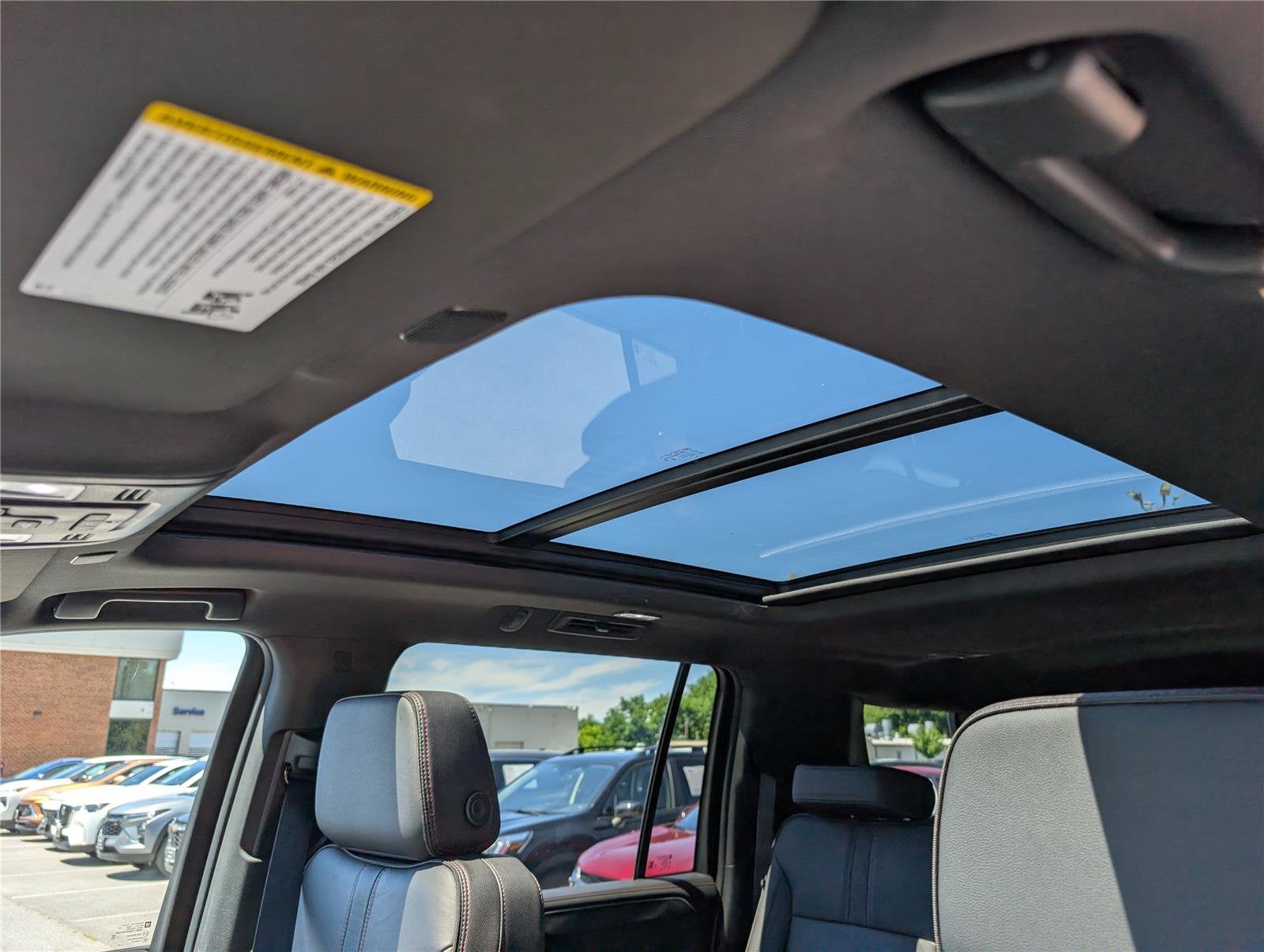 2024 Chevrolet Suburban RST