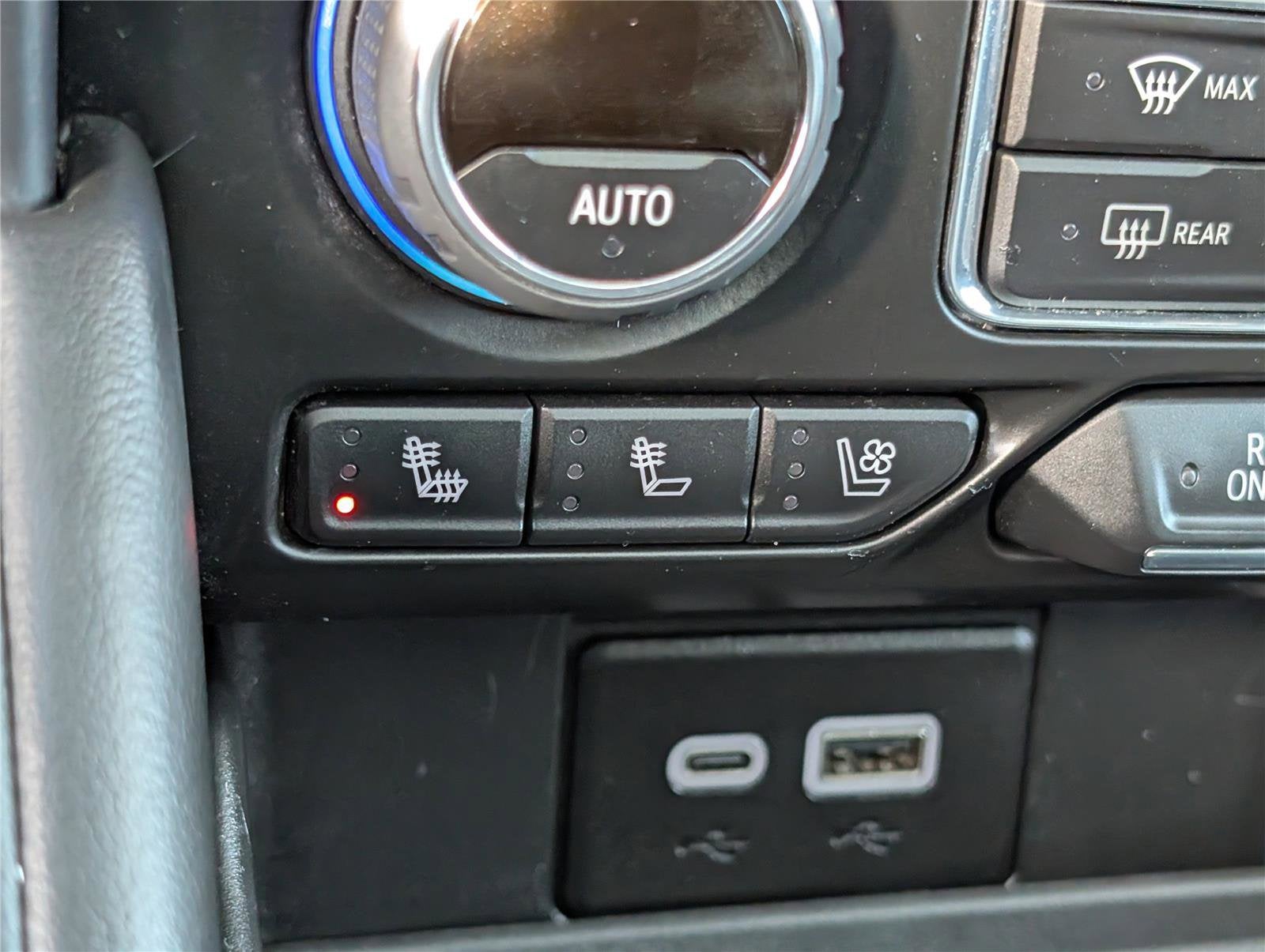 2023 Chevrolet Suburban High Country