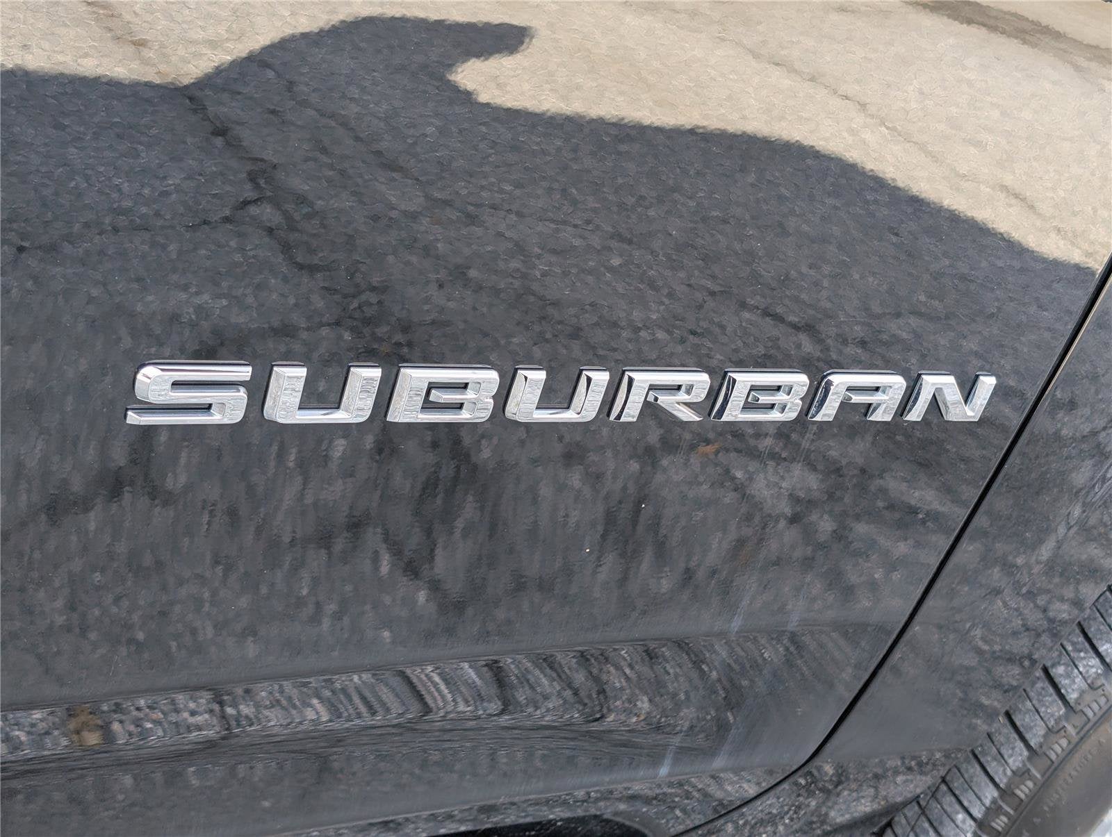 2023 Chevrolet Suburban High Country