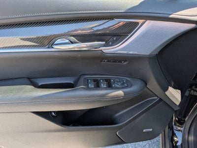 2023 Cadillac XT6 Sport