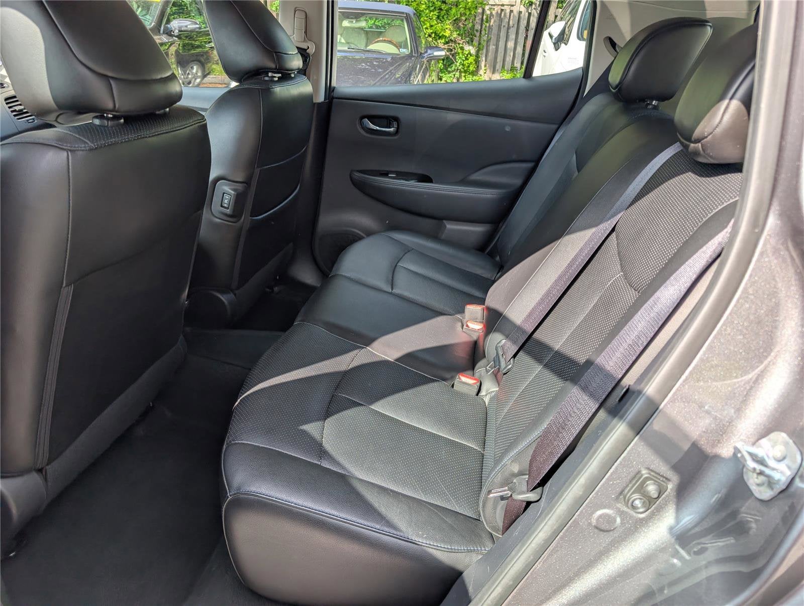 2015 Nissan LEAF S