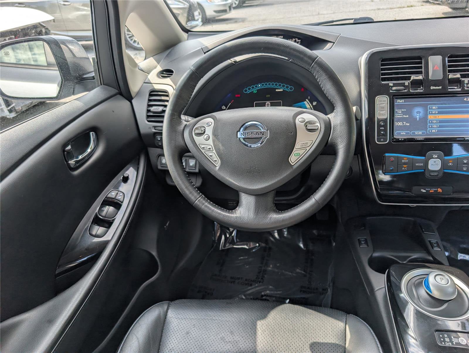 2015 Nissan LEAF S