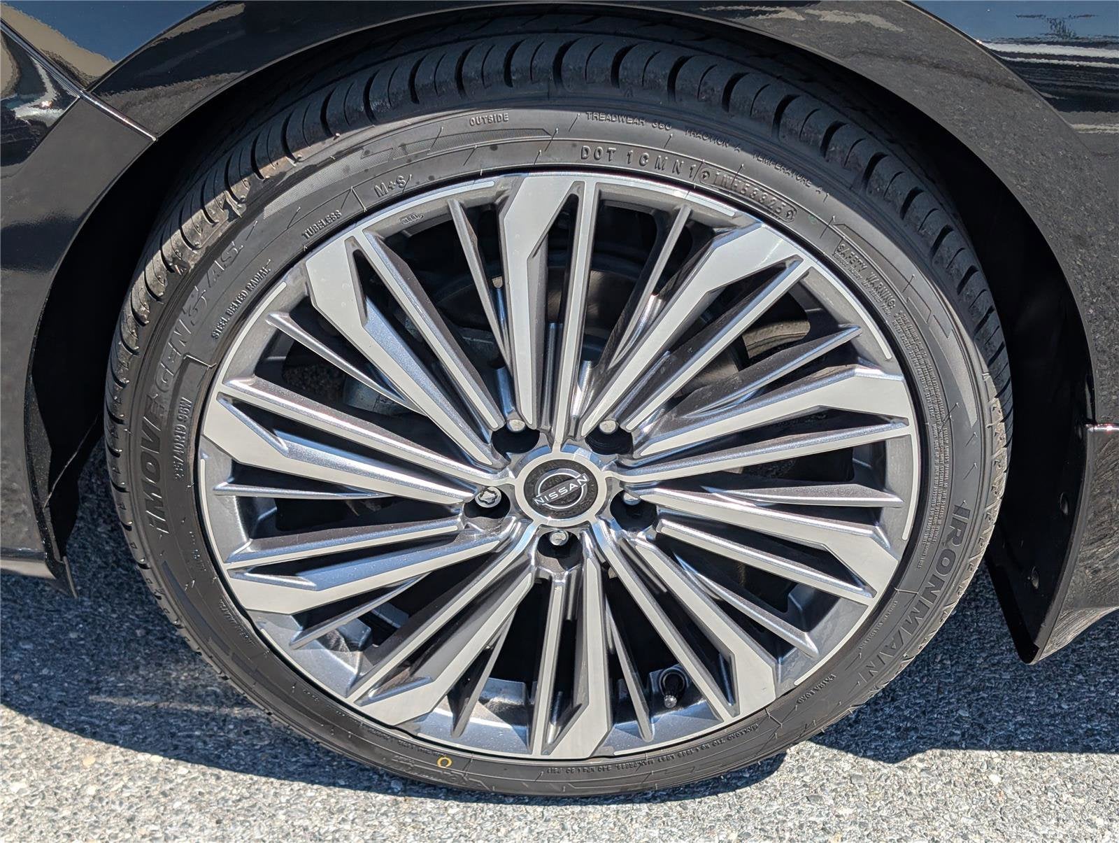 2024 Nissan Altima 2.5 SL