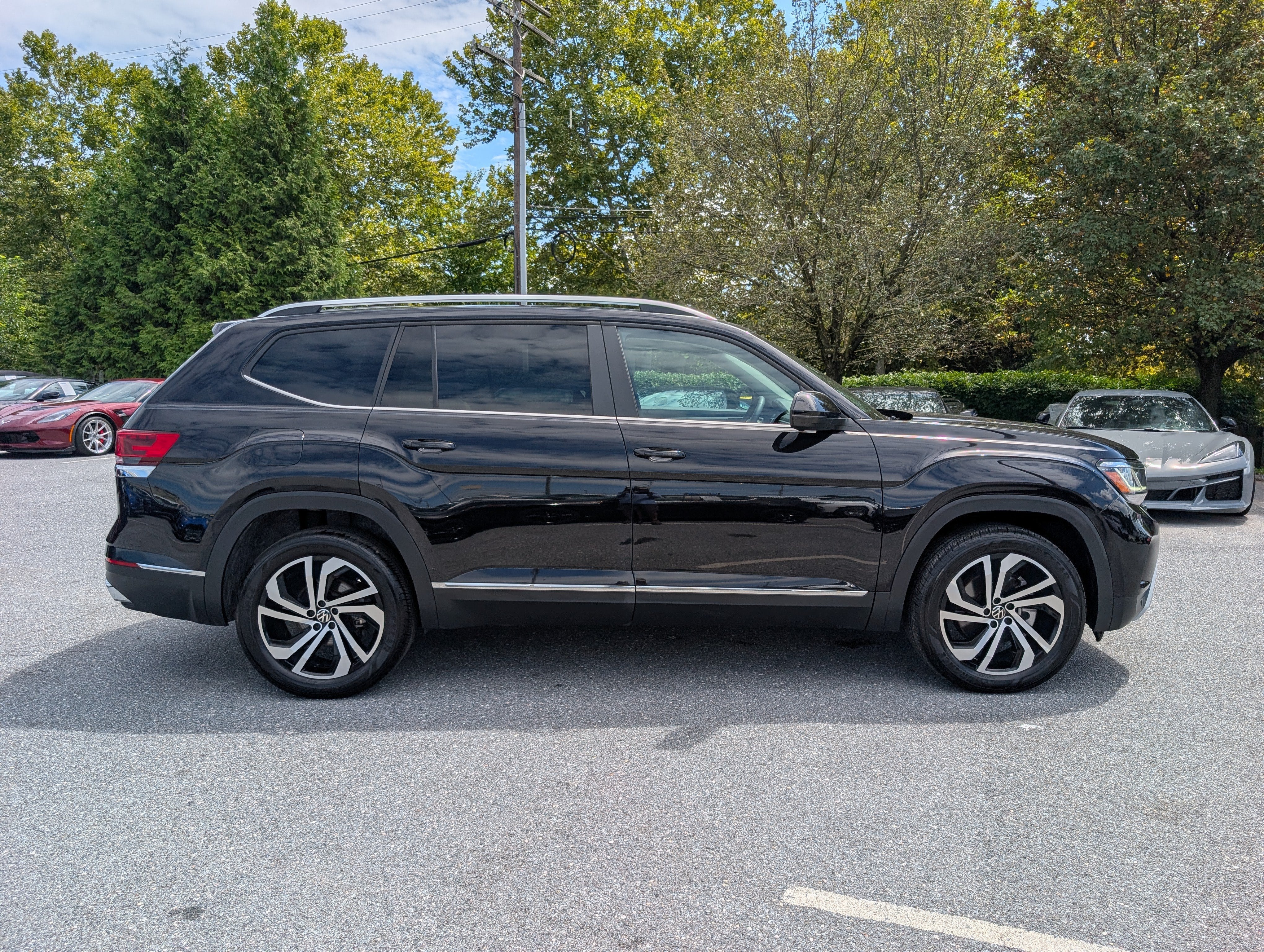 2023 Volkswagen Atlas 2.0T SEL
