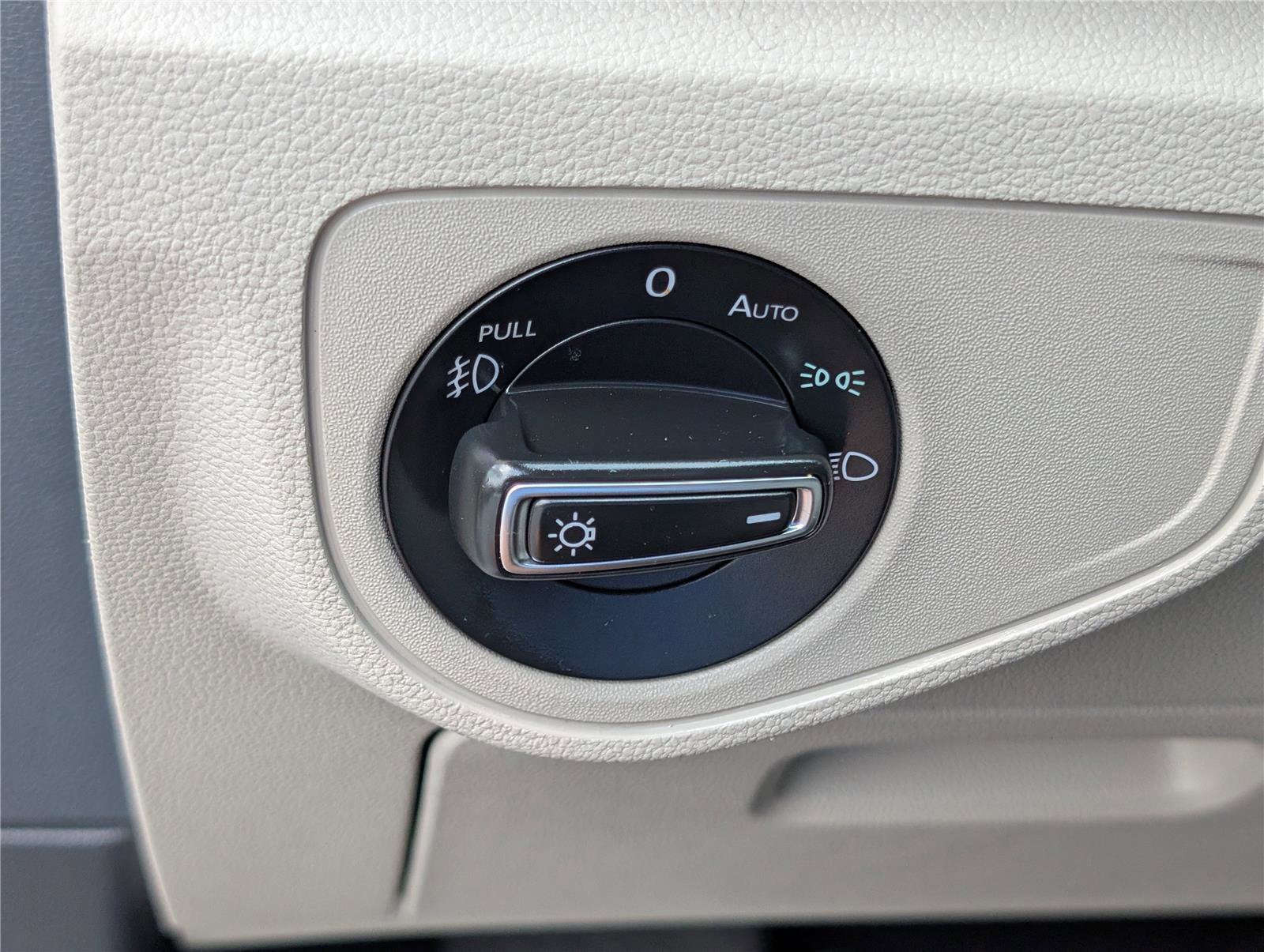 2019 Volkswagen Atlas 3.6L V6 SE w/Technology