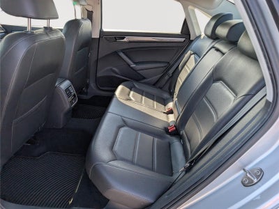 2018 Volkswagen Passat 2.0T SE