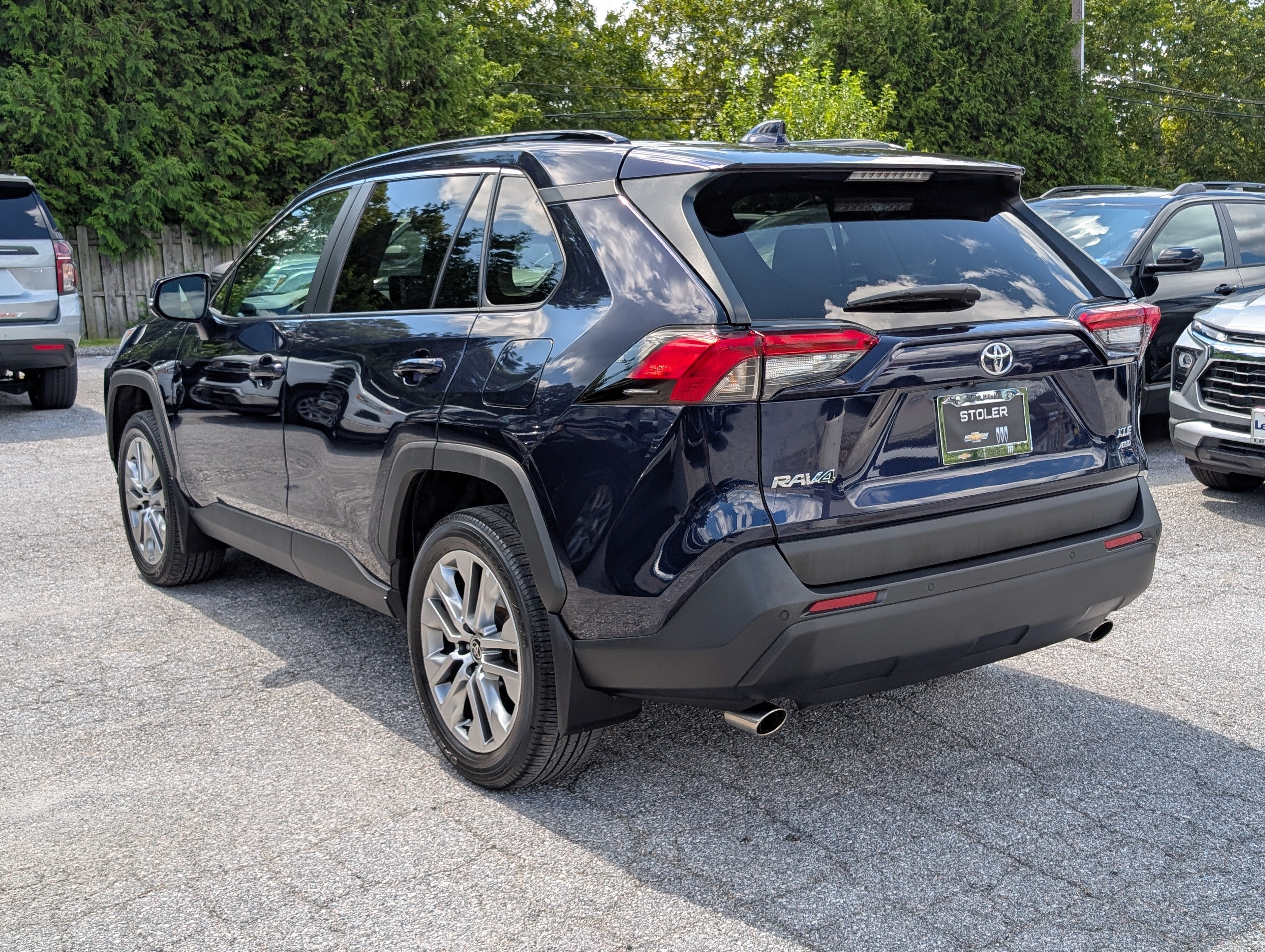 2023 Toyota RAV4 XLE Premium
