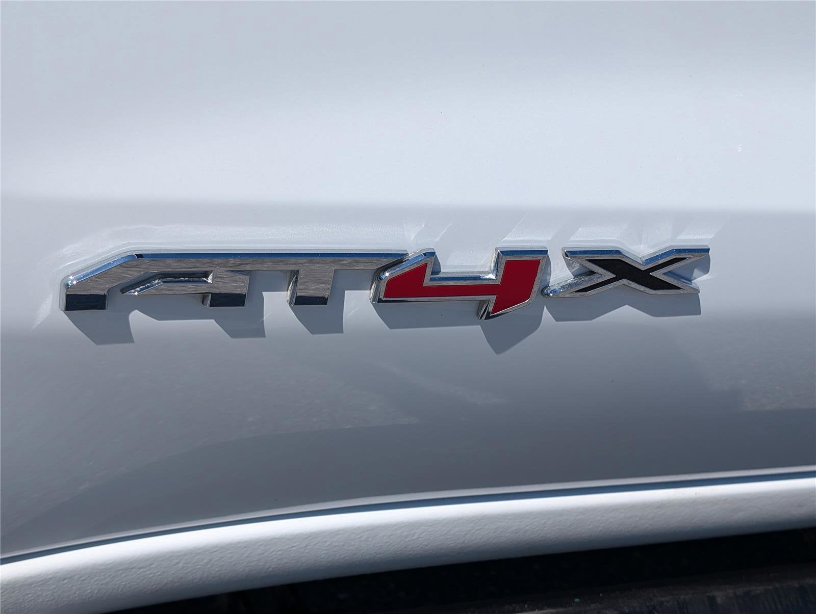 2023 GMC Sierra 1500 AT4X