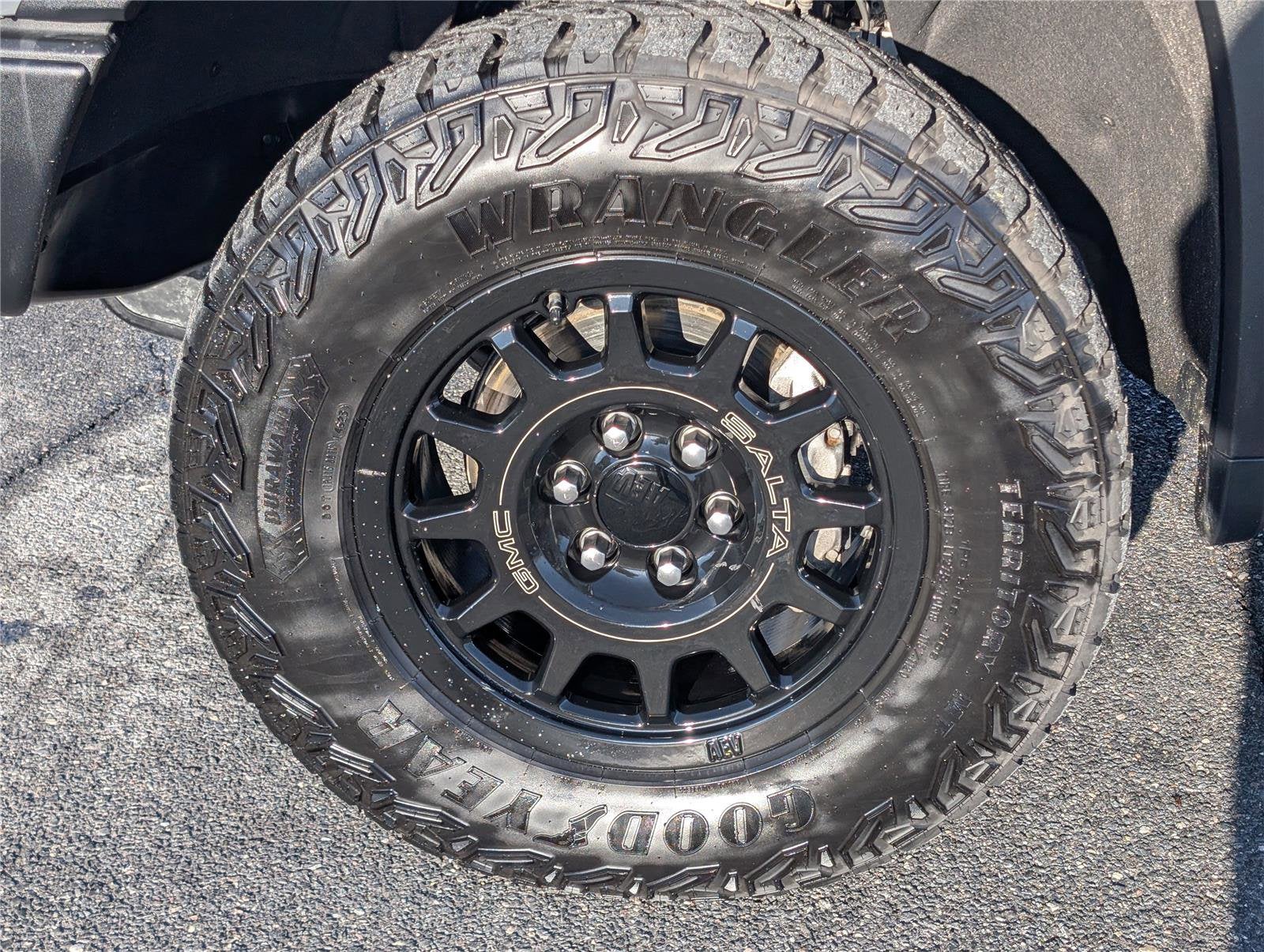 2024 GMC Sierra 1500 AT4X