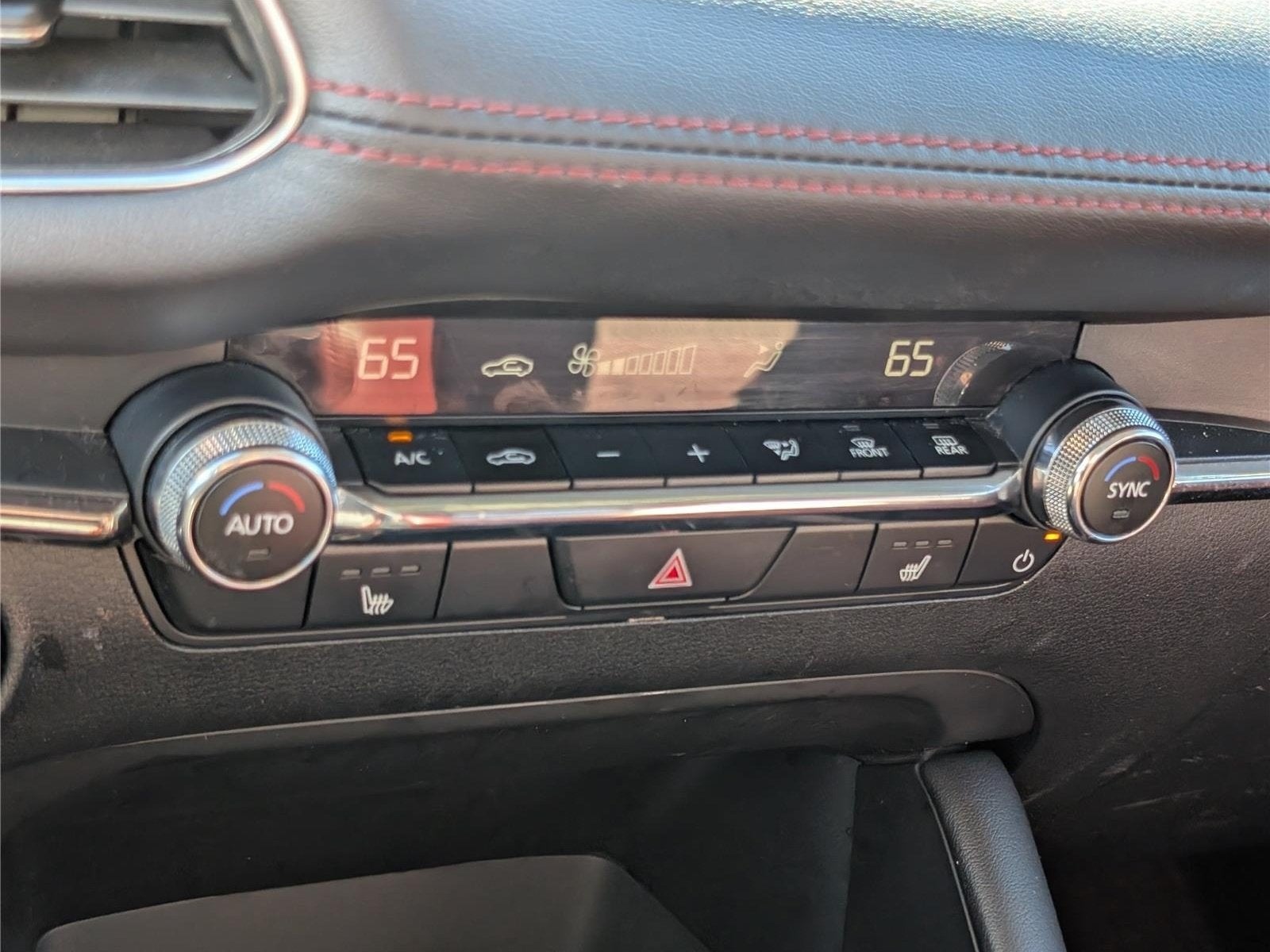 2024 Mazda Mazda3 Sedan 2.5 S Carbon Edition