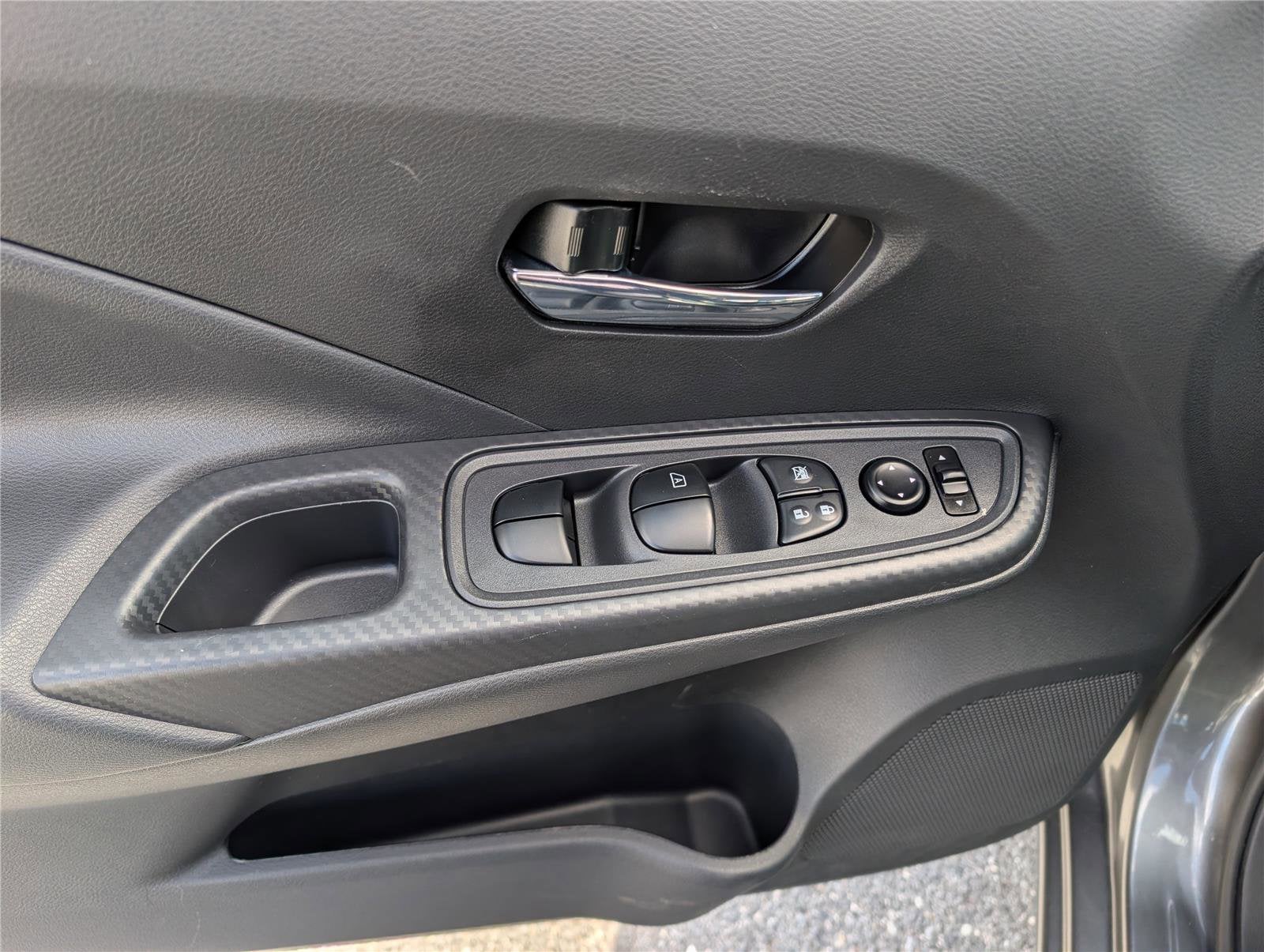 2024 Nissan Versa SV