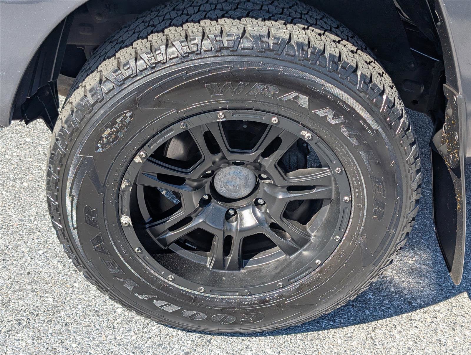 2014 Toyota Tacoma 4WD Double Cab V6 MT (Natl)