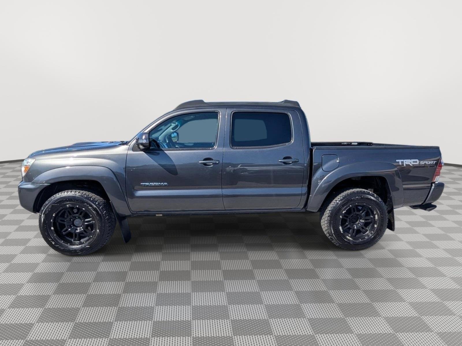 2014 Toyota Tacoma 4WD Double Cab V6 MT (Natl)