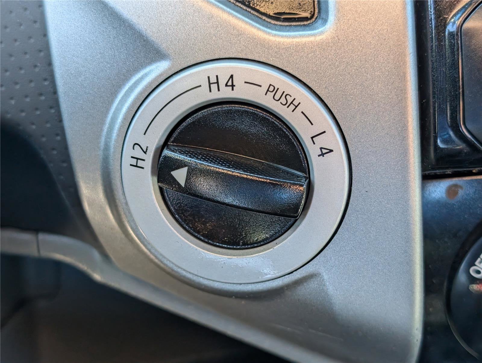 2014 Toyota Tacoma 4WD Double Cab V6 MT (Natl)