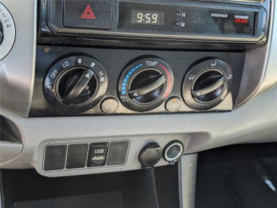 2014 Toyota Tacoma 4WD Double Cab V6 MT (Natl)