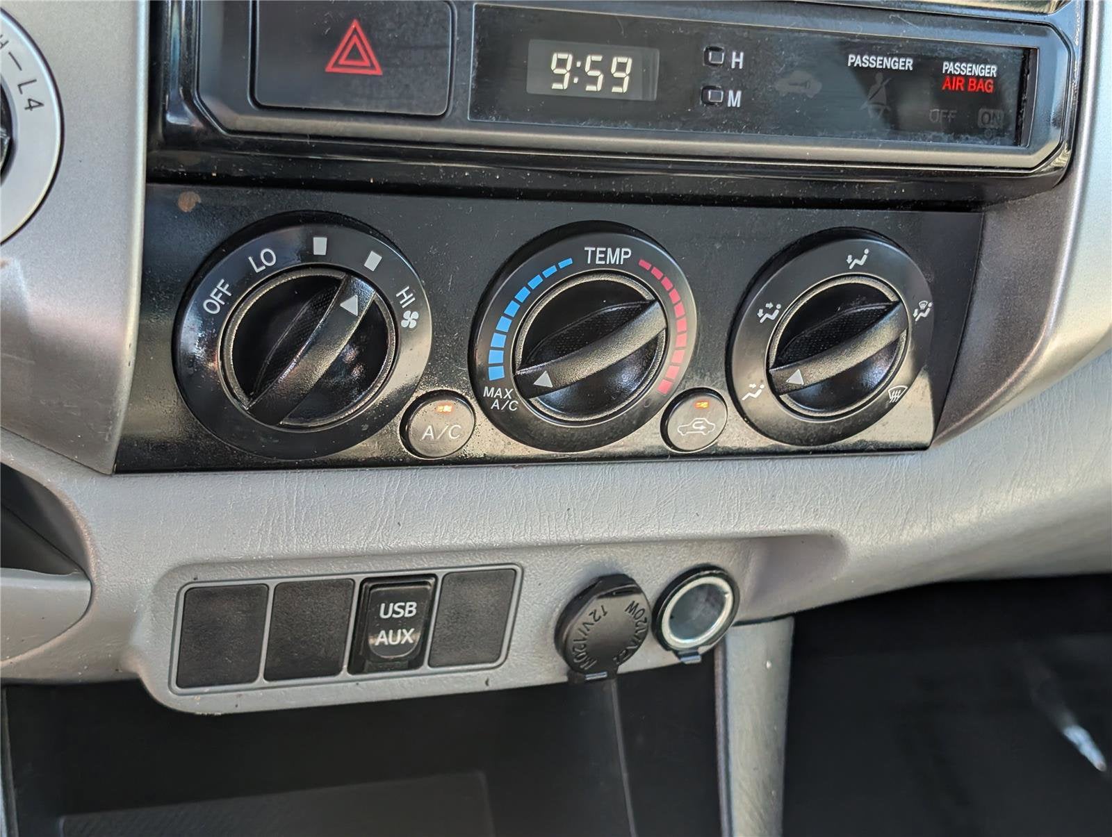 2014 Toyota Tacoma 4WD Double Cab V6 MT (Natl)