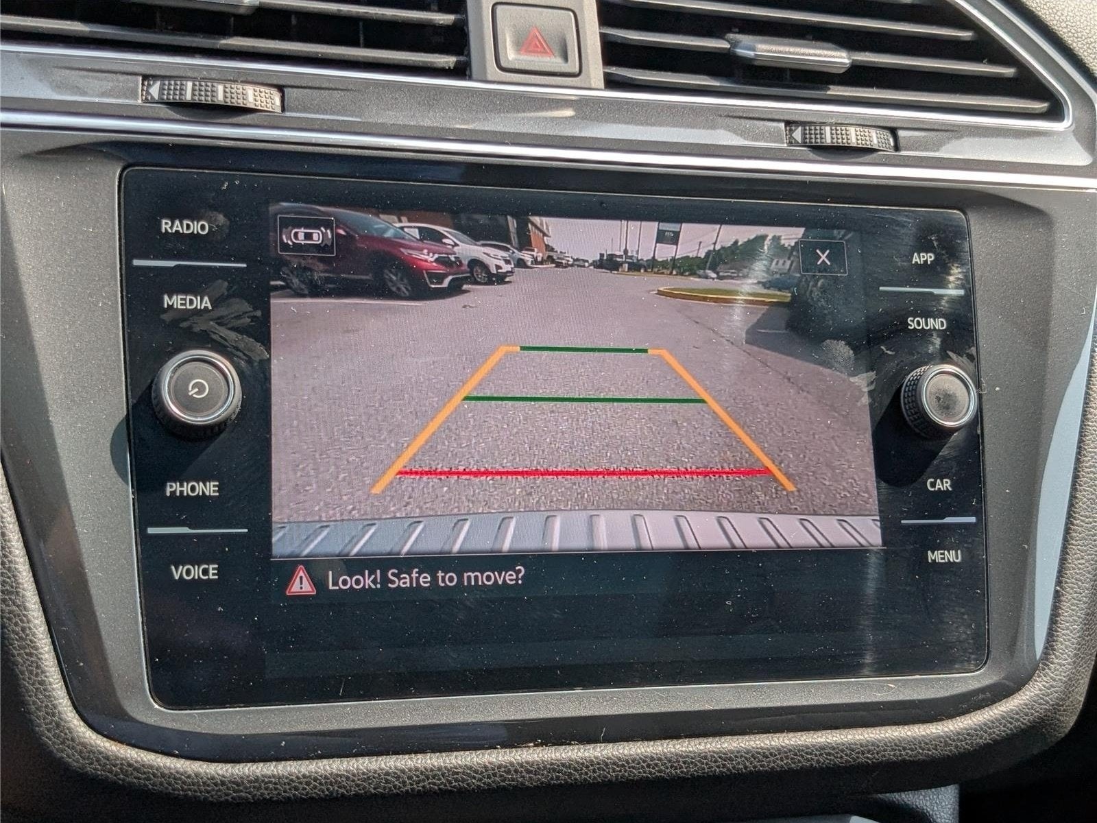 2023 Volkswagen Tiguan SE