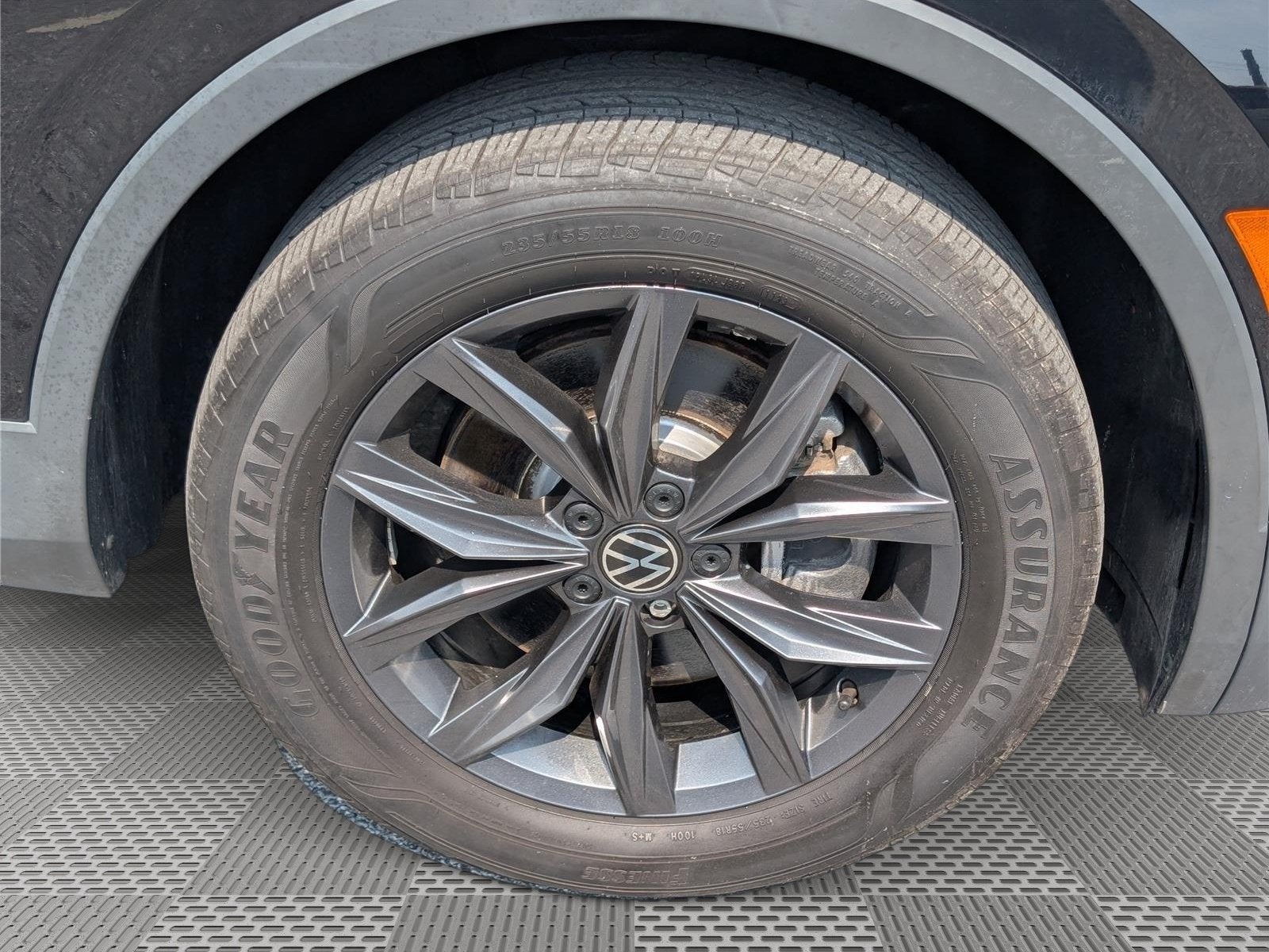 2023 Volkswagen Tiguan SE