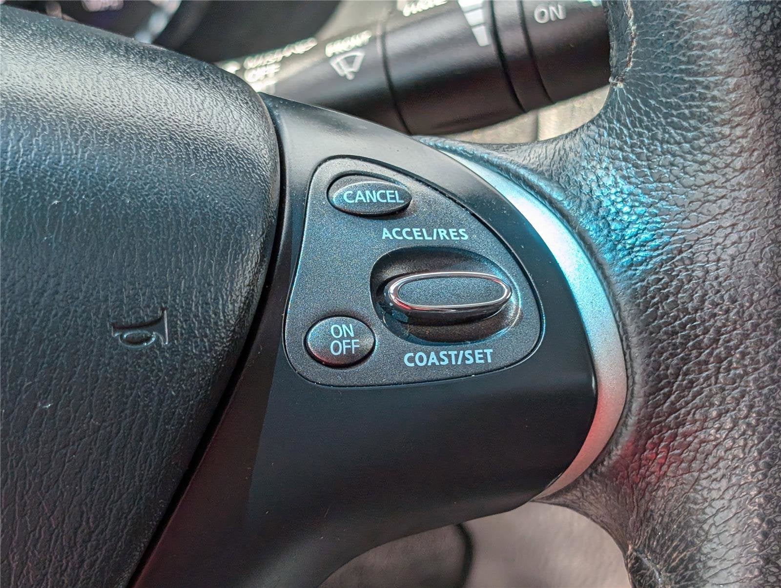 2013 INFINITI JX35 AWD 4dr