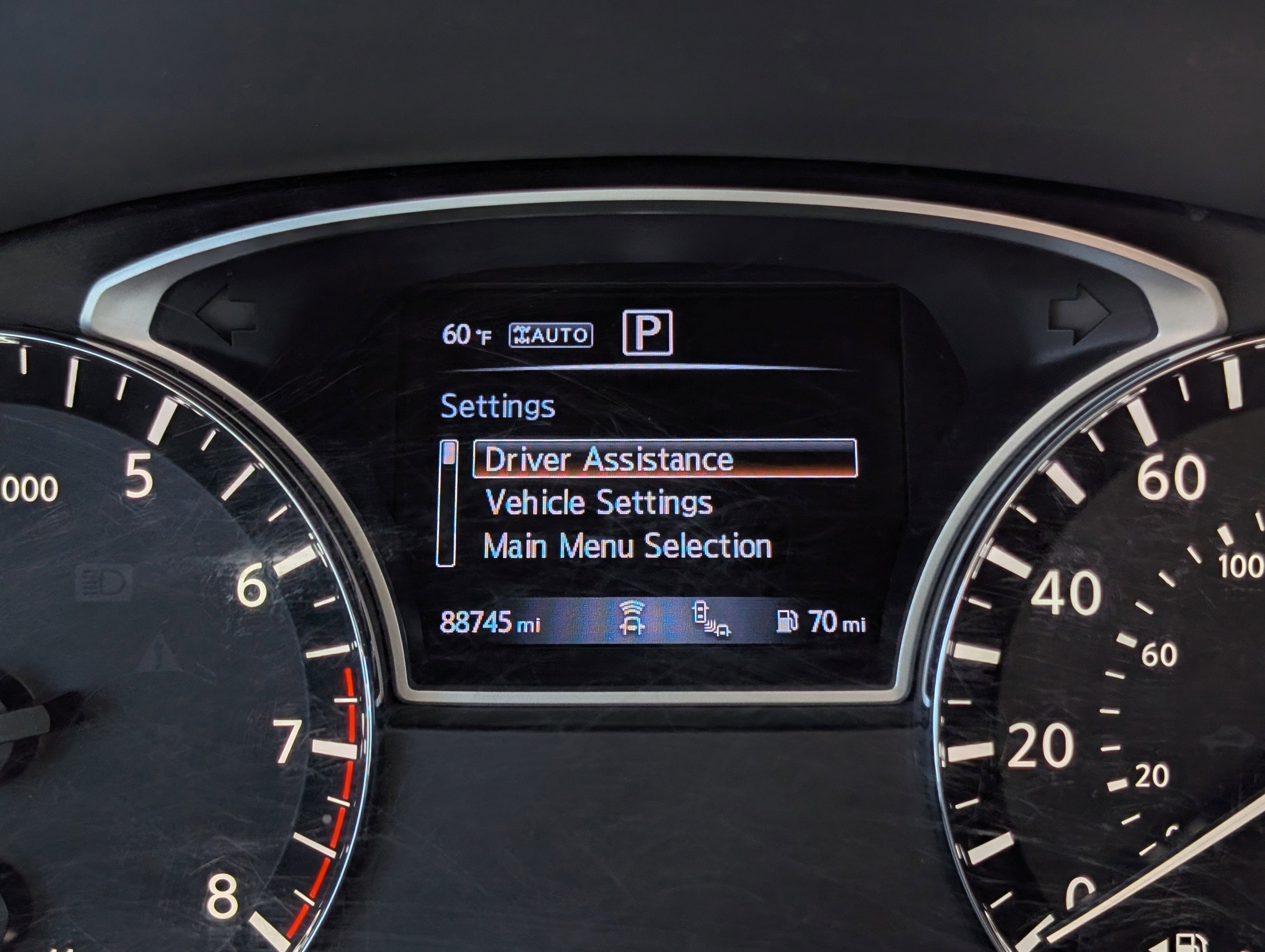 2020 Nissan Pathfinder SV