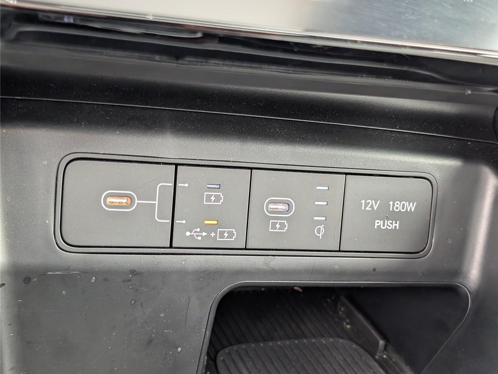 2025 Hyundai Santa Cruz SEL Activity