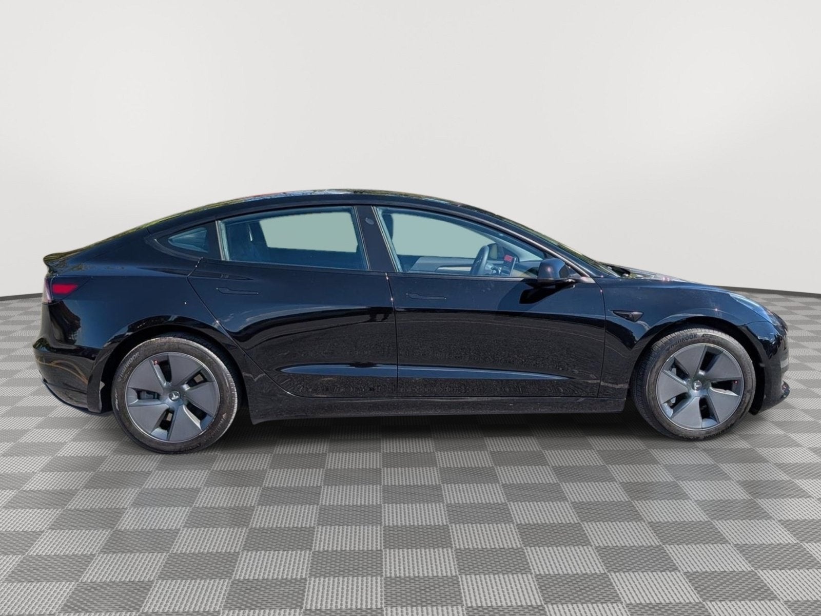 2023 Tesla Model 3 RWD