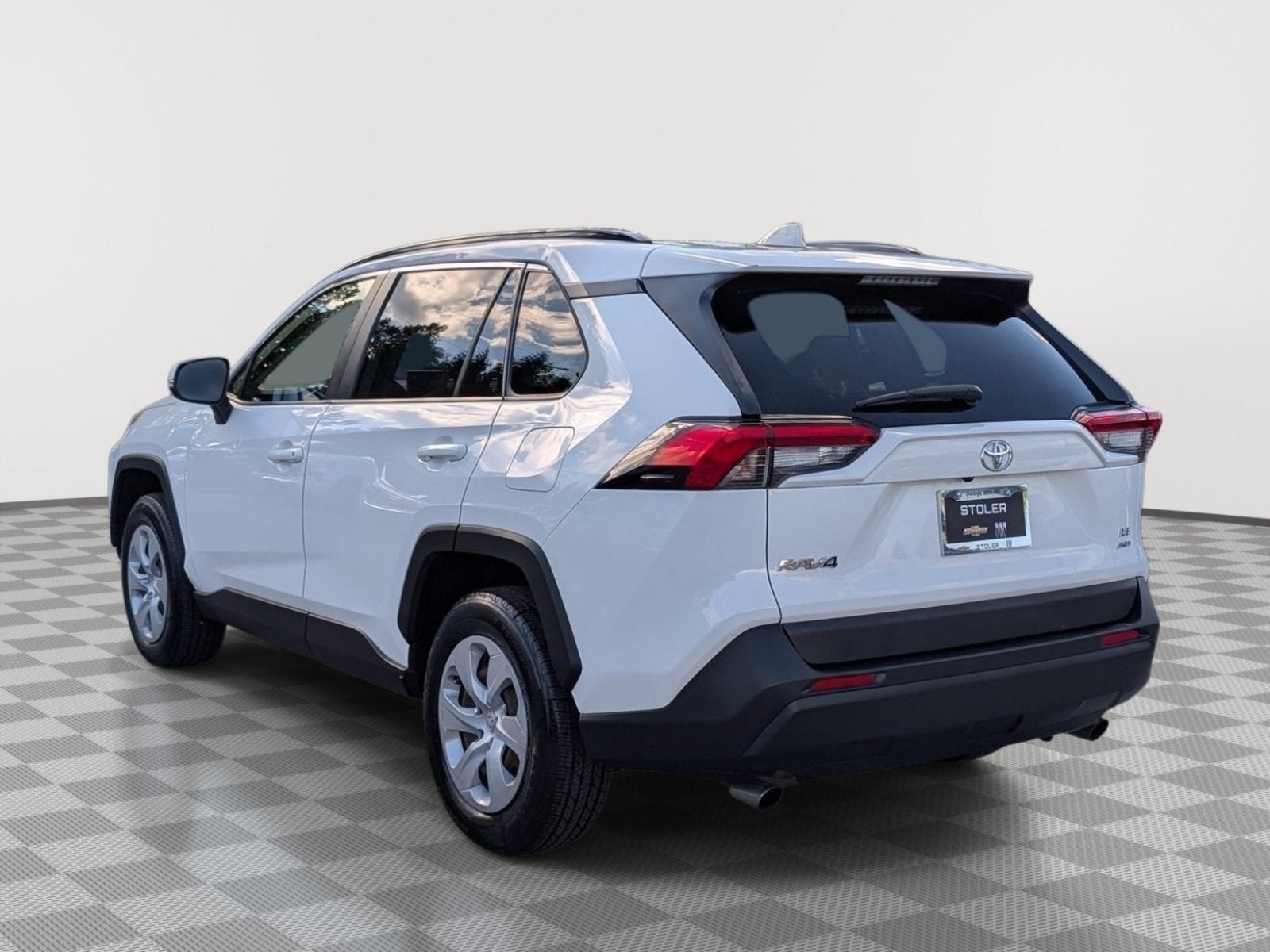 2019 Toyota RAV4 LE