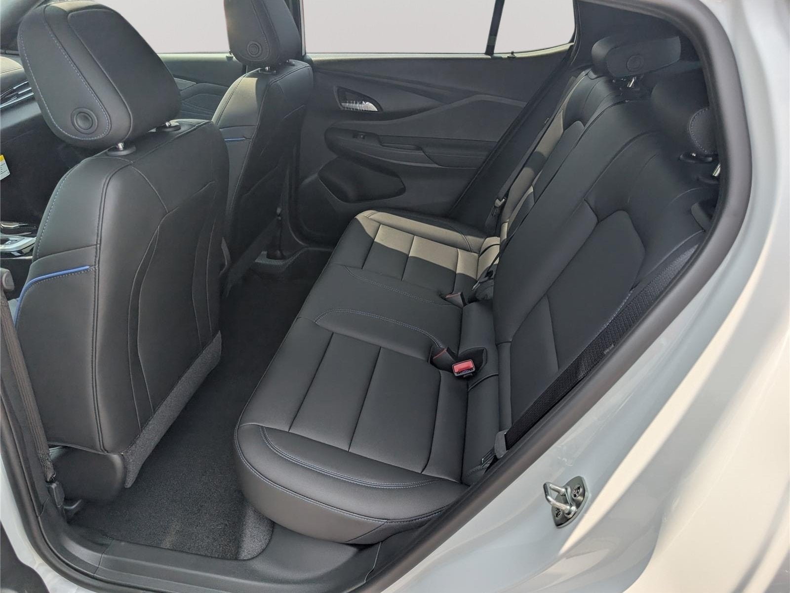 2026 Buick Envista Sport Touring - Photo 10
