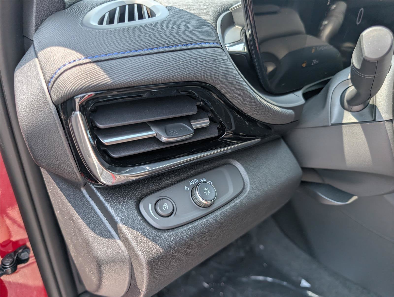 2026 Buick Envista Sport Touring - Photo 19