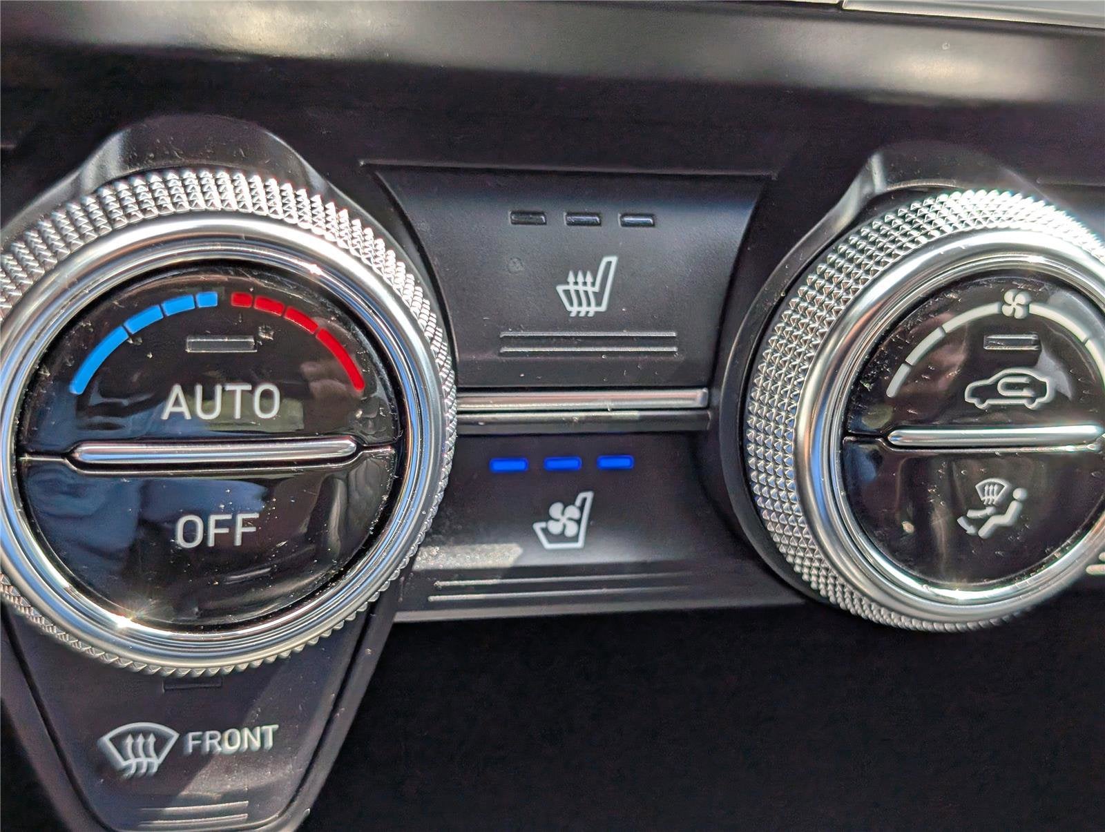 2021 Genesis G70 2.0T