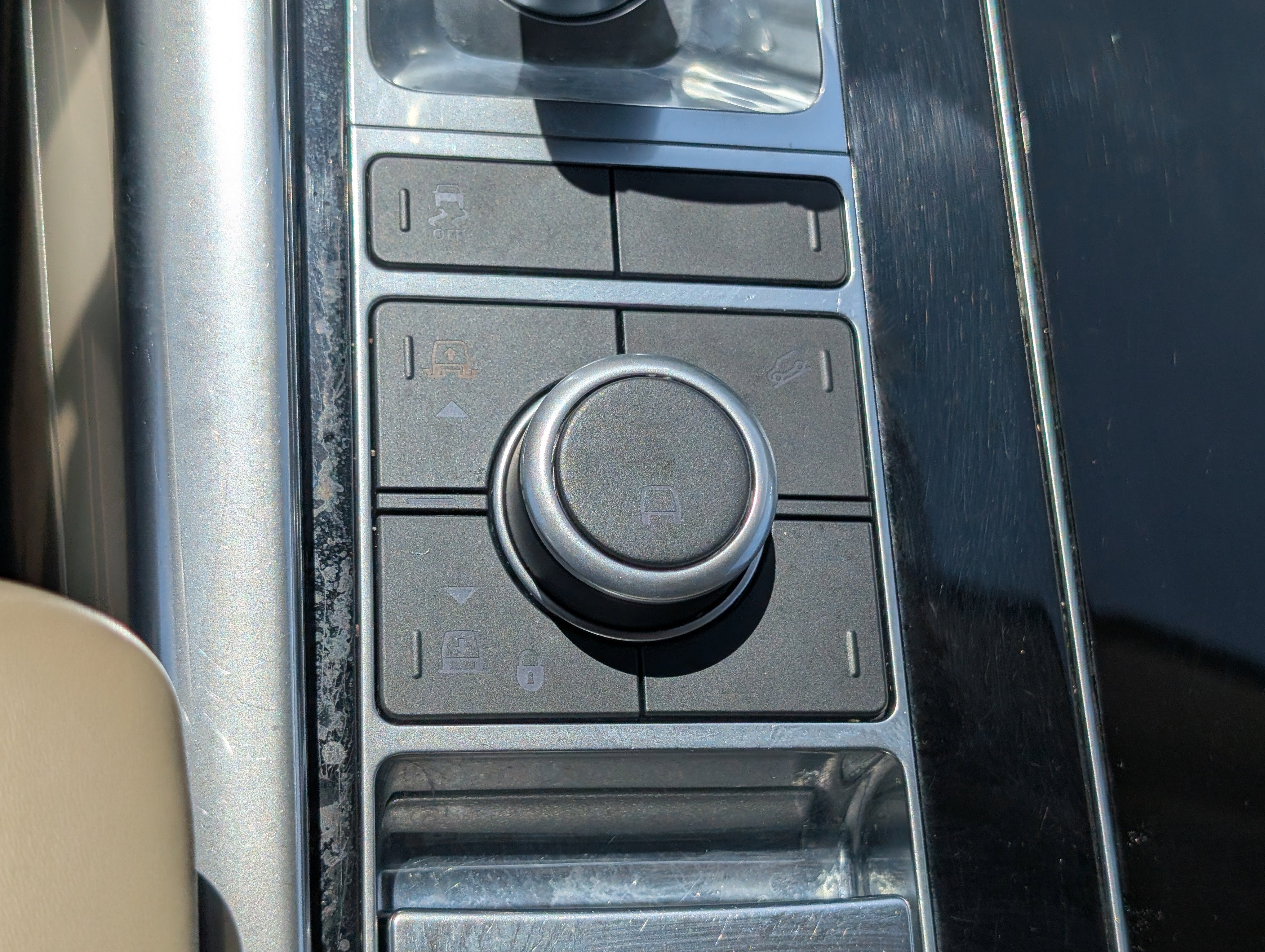 2022 Land Rover Range Rover Sport HSE Silver Edition