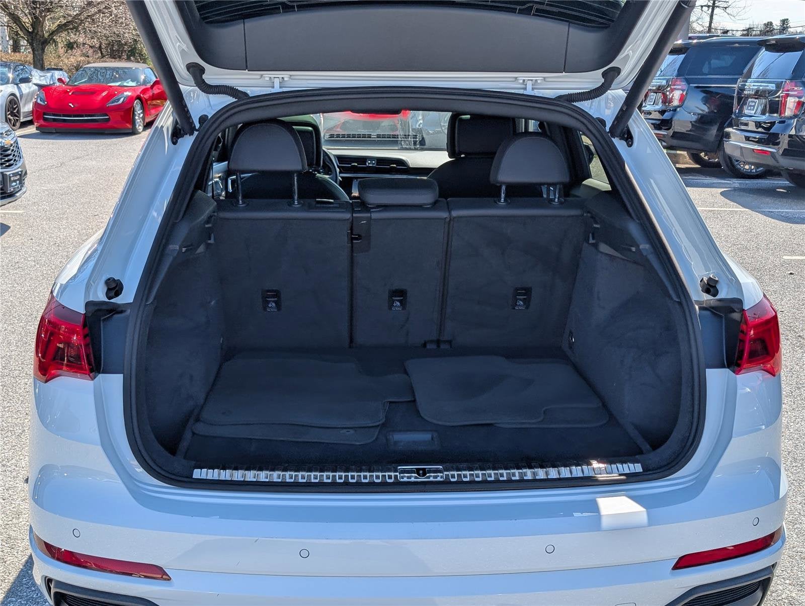 2024 Audi Q3 S line Premium