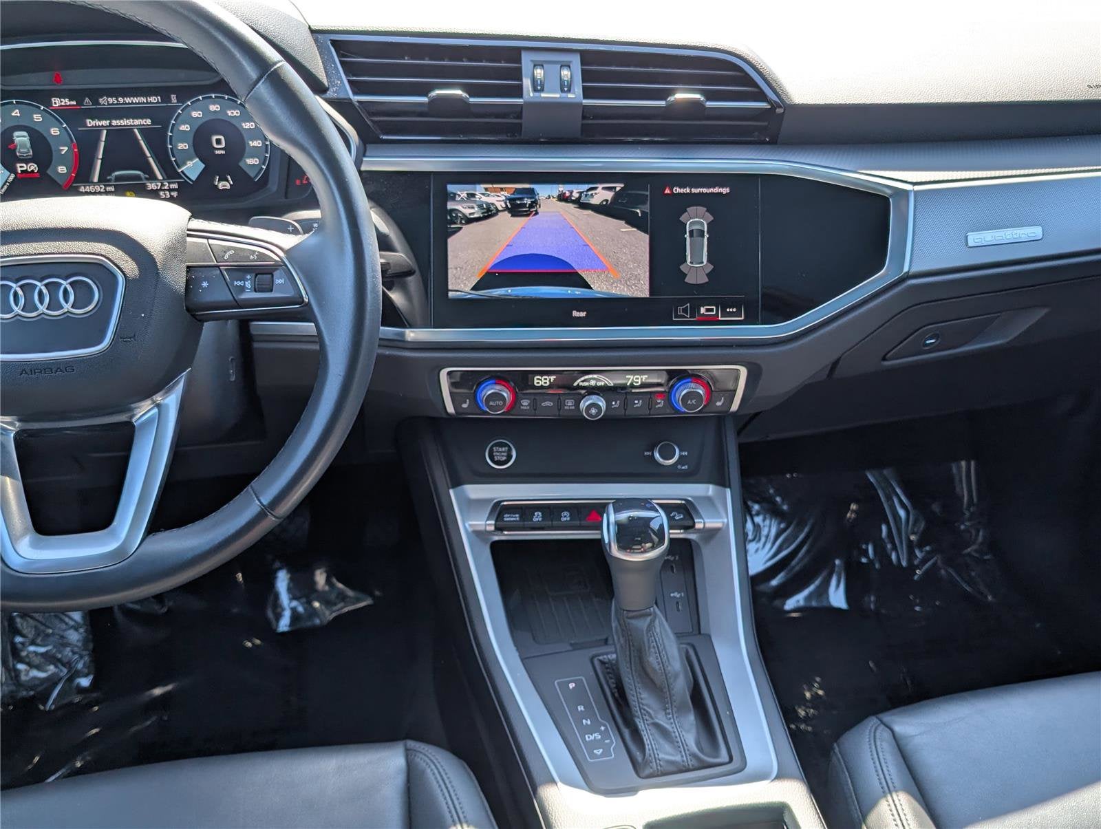 2024 Audi Q3 S line Premium